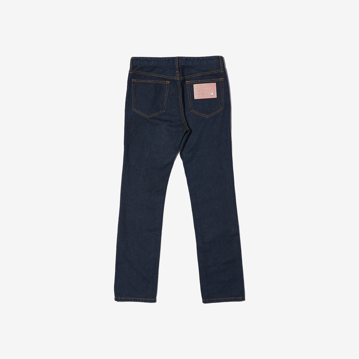 G-FRANCOのレディースジーンズ、SLIM TAPERED（スリムテーパード）Indigo（インディゴ）の背面からの全体図