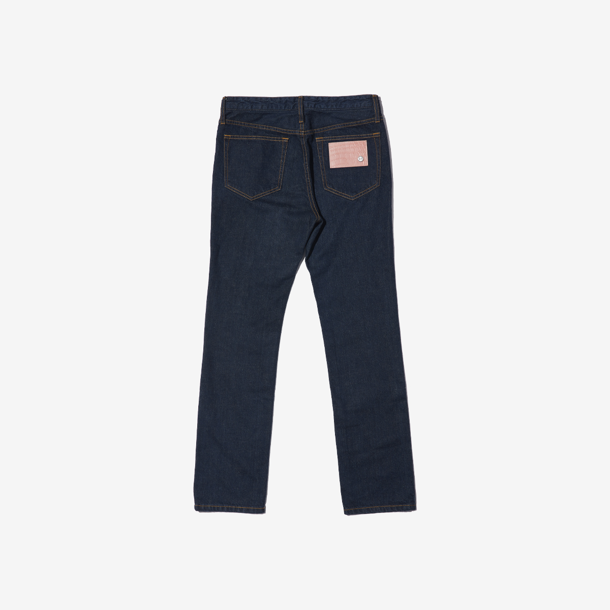 G-FRANCOのレディースジーンズ、SLIM TAPERED（スリムテーパード）Indigo（インディゴ）の背面からの全体図