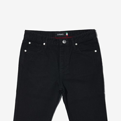 G-FRANCOのレディースジーンズ、SLIM TAPERED（スリムテーパード）Black（ブラック）の正面からのアップ