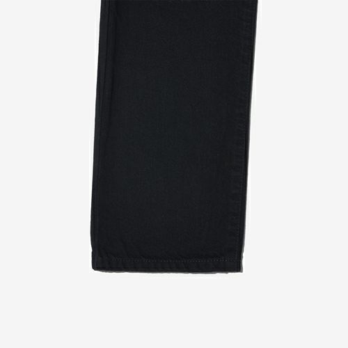 G-FRANCOのレディースジーンズ、SLIM TAPERED（スリムテーパード）Black（ブラック）の裾