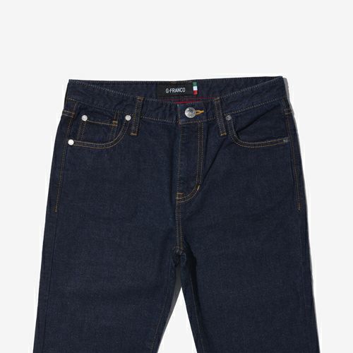 G-FRANCOのレディースジーンズ、STRAIGHT SLIT（ストレートスリット）Indigo（インディゴ）の正面からのアップ