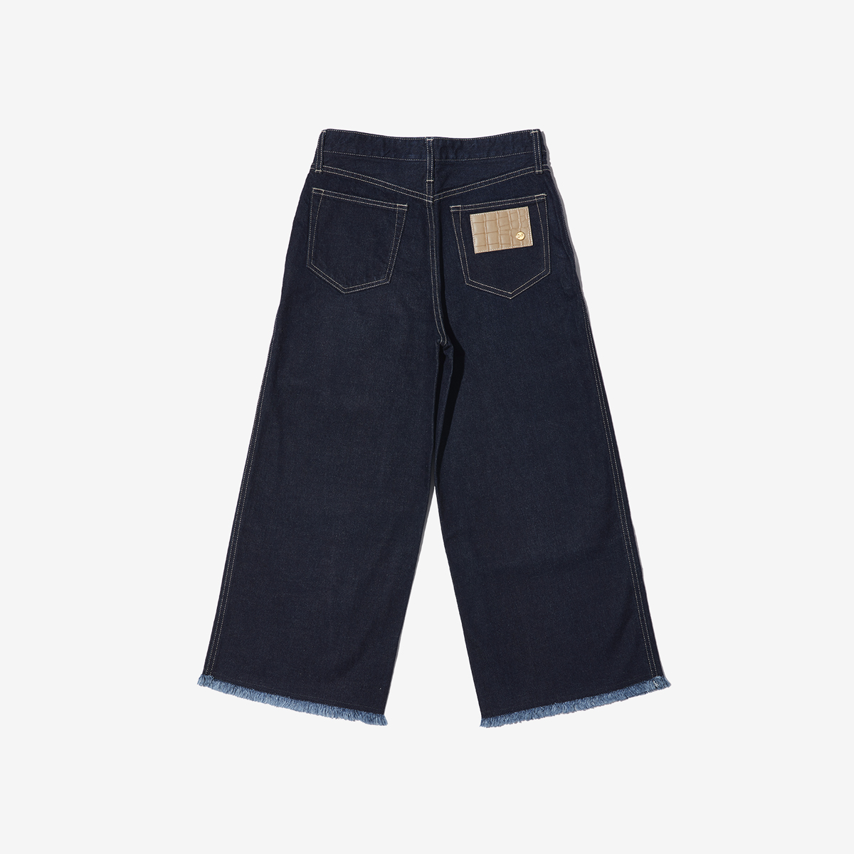 G-FRANCOのレディースジーンズ、WIDE FIT（ワイドフィット）Indigo（インディゴ）の背面からの全体図