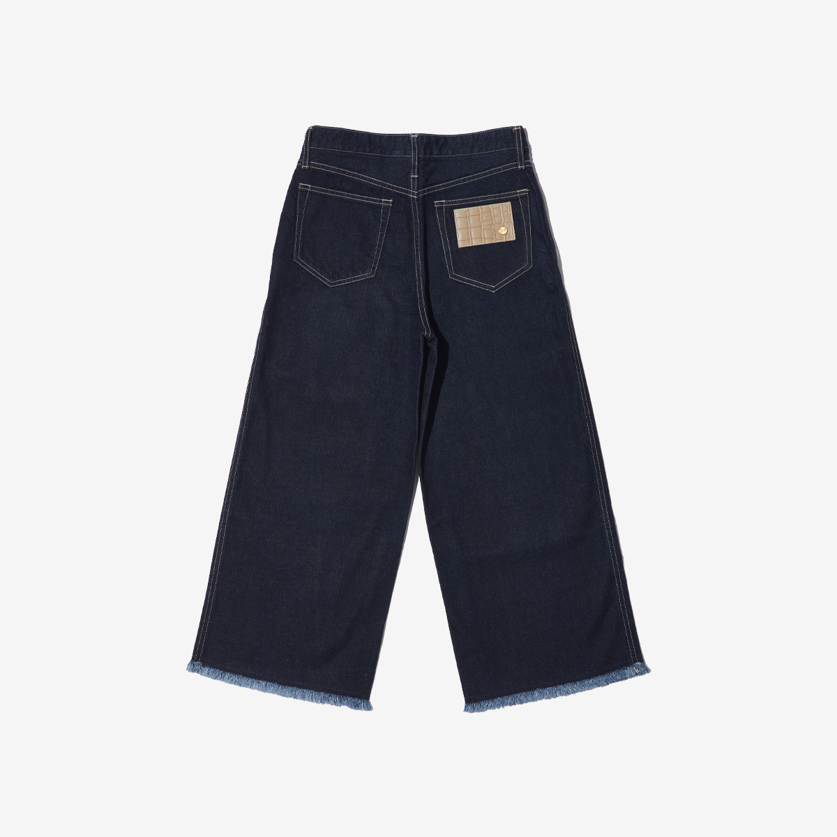 G-FRANCOのレディースジーンズ、WIDE FIT（ワイドフィット）Indigo（インディゴ）の背面からの全体図