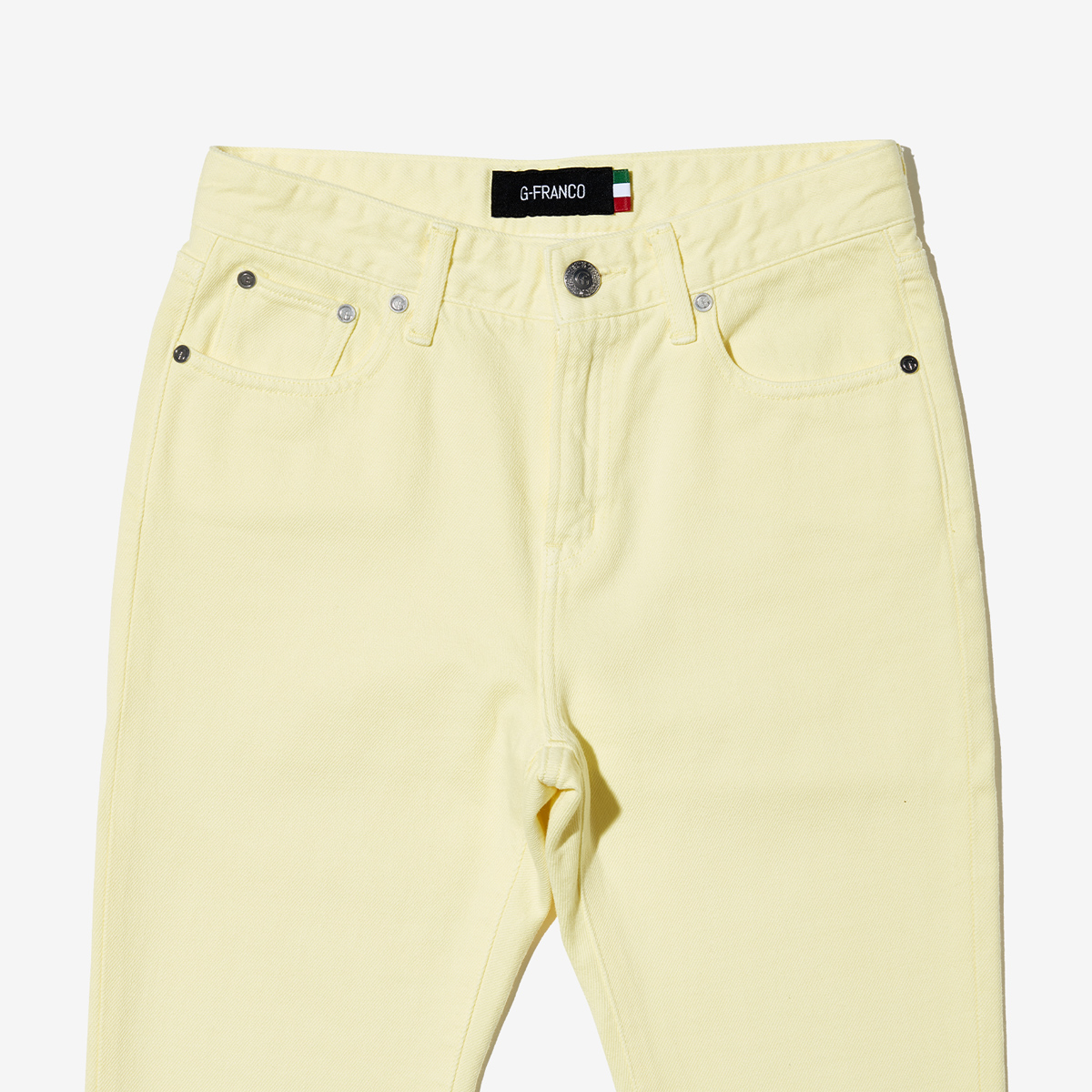 G-FRANCOのレディースジーンズ、COLOR DENIM（カラーデニム）Yellow（イエロー）の正面からのアップ