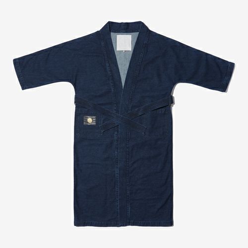 G-FRANCOのレディースデニムジャケット、FLORA（フローラ）Indigo（インディゴ）の正面からの全体図