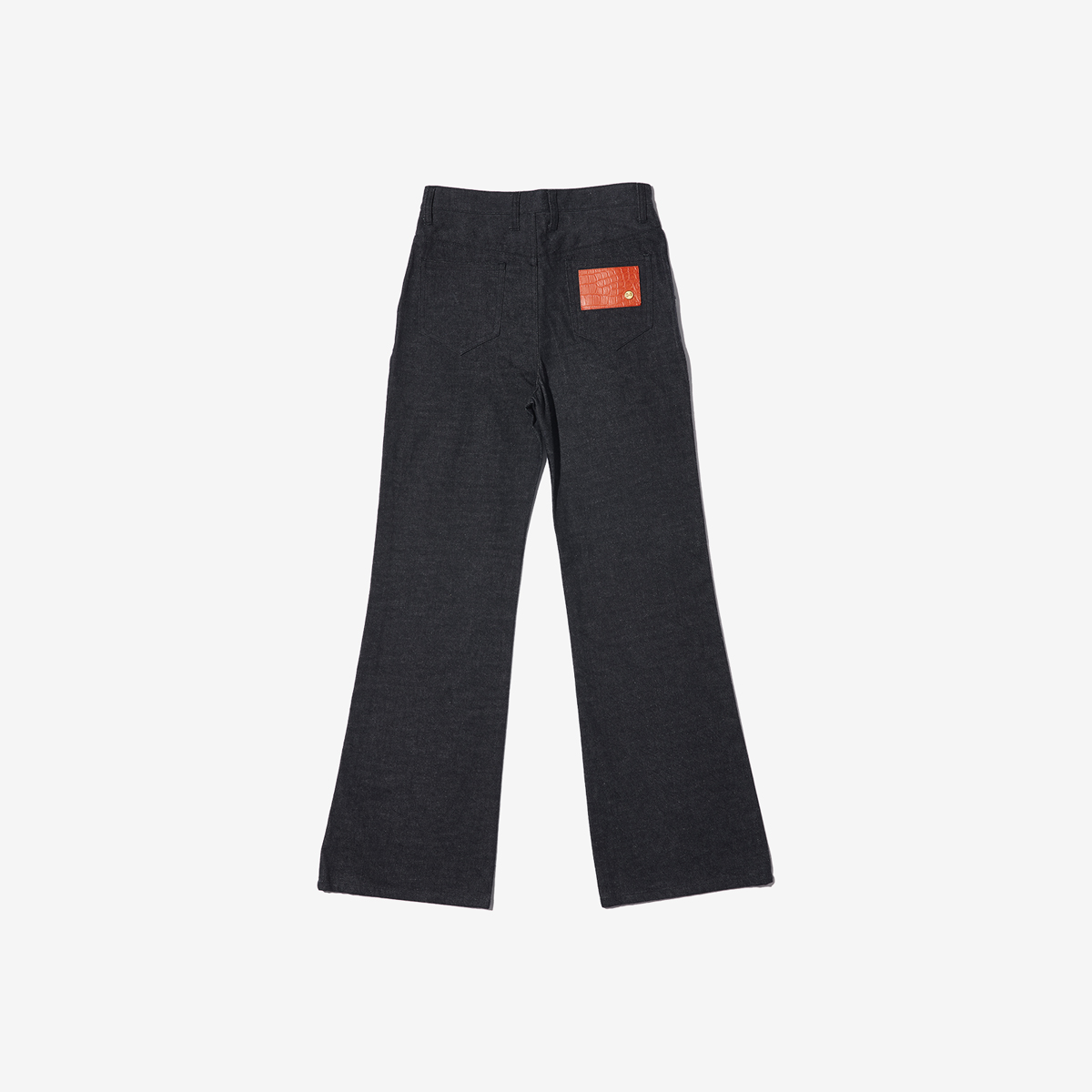 G-FRANCOのレディースジーンズ、HIGH WEST FLARE（ハイウェストフレア）Gray（グレイ）の背面からの全体図