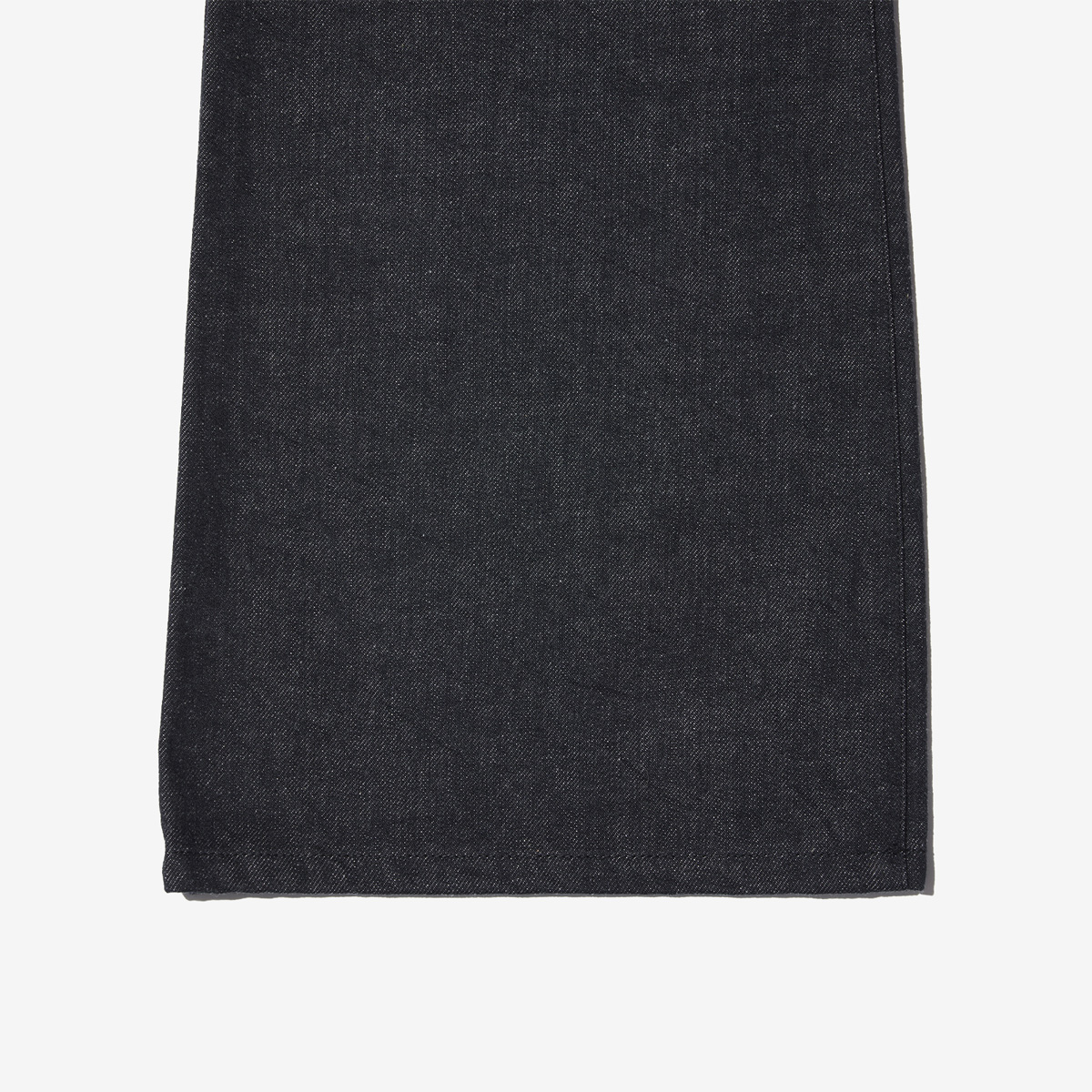 G-FRANCOのレディースジーンズ、HIGH WEST FLARE（ハイウェストフレア）Gray（グレイ）の裾