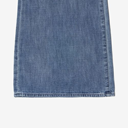 G-FRANCOのレディースジーンズ、VESTA EMB.（ヴェスタ）Light Blue（ライトブルー）の裾