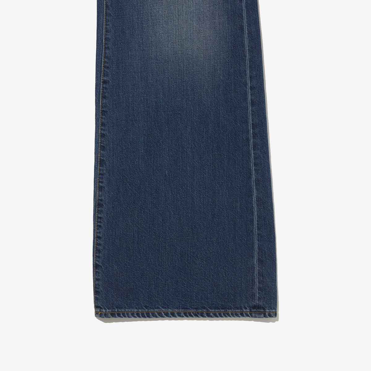 G-FRANCOのレディースジーンズ、VESTA PLUS（ヴェスタプラス）Genova Blue（ジェノヴァブルー）の裾