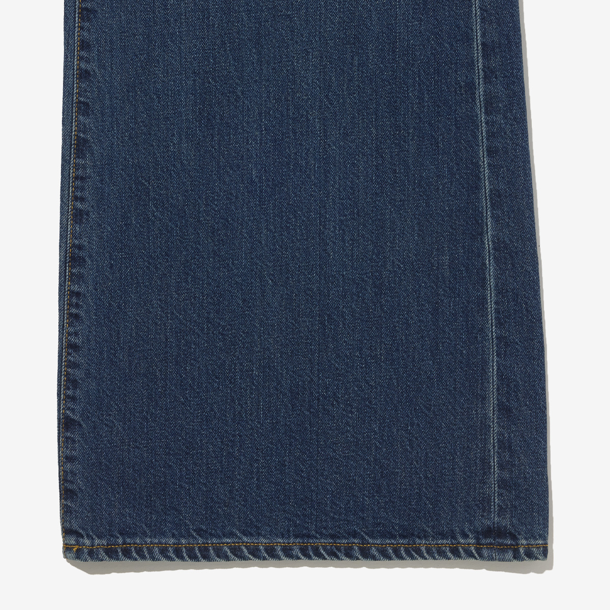 G-FRANCOのレディースジーンズ、VESTA PLUS（ヴェスタプラス）Genova Blue（ジェノヴァブルー）の裾