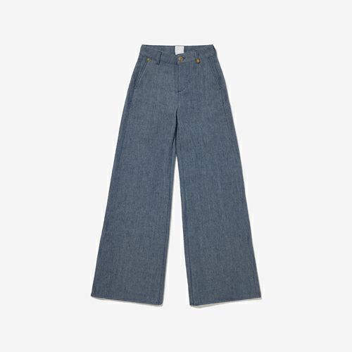 G-FRANCOのレディースジーンズ、NIKE（ニケ）Bologna Blue（ボローニャブルー）の正面からの全体図