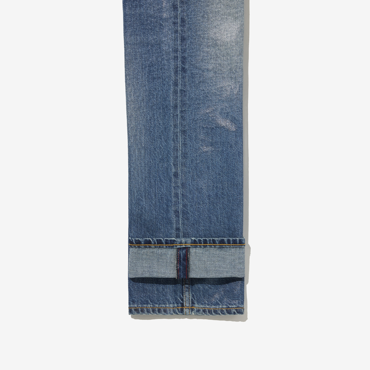 G-FRANCOのレディースジーンズ、VENERE（ヴェネレ）Florence Blue（フィレンツェブルー）の裾