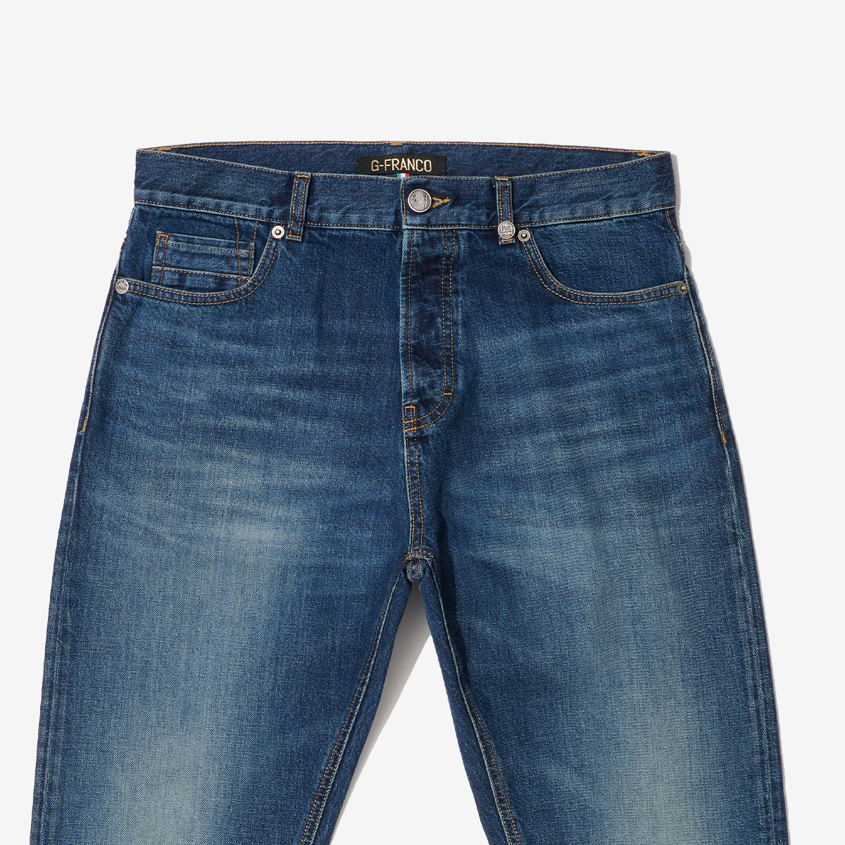 G-FRANCOのメンズデニムBACCOバッコの正面アップの画像