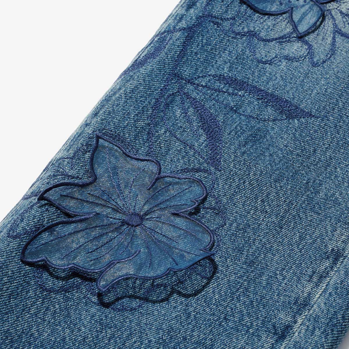 G-FRANCOのウィメンズデニムVENEREベネレの飾り刺繍の画像